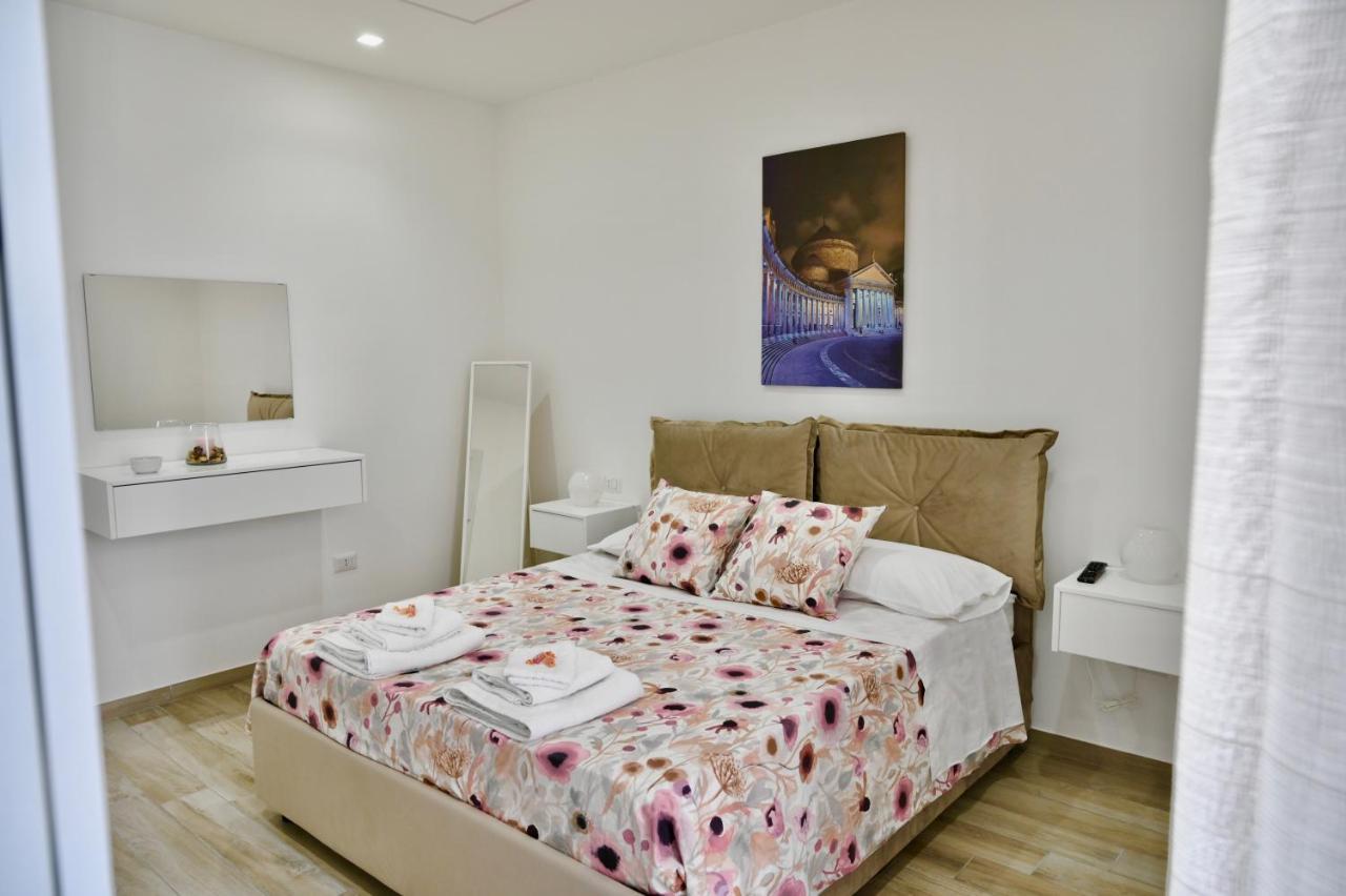 Naples Home 11 外观 照片